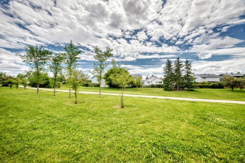 27 Covette Green Ne, Calgary, AB 
