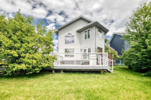 27 Covette Green Ne, Calgary, AB 