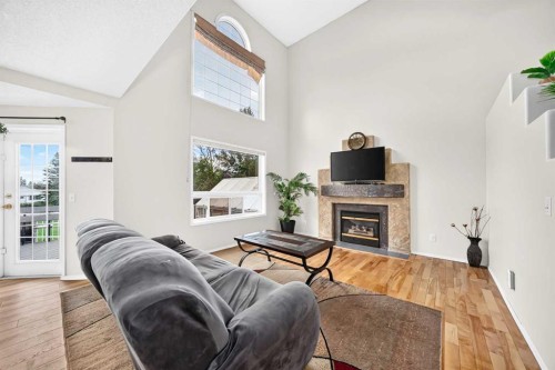 27 Covette Green Ne, Calgary, AB 