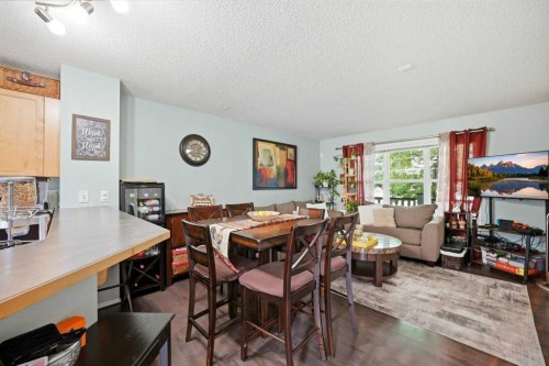 319 Everstone Drive Sw, Calgary, AB 