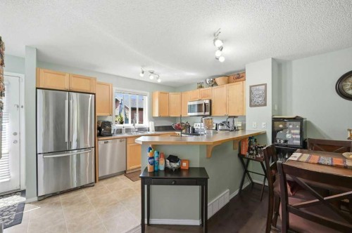 319 Everstone Drive Sw, Calgary, AB 