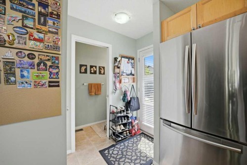 319 Everstone Drive Sw, Calgary, AB 