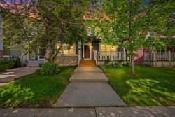 319 Everstone Drive SW Calgary, AB T2Y 5A2