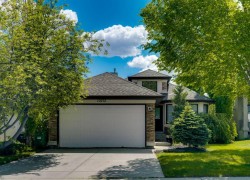 10272 Tuscany Hills Way  Calgary, AB T3L 2G5