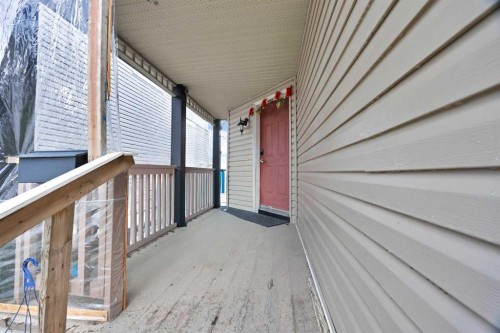 25 Martha'S Meadow Place Ne, Calgary, AB 