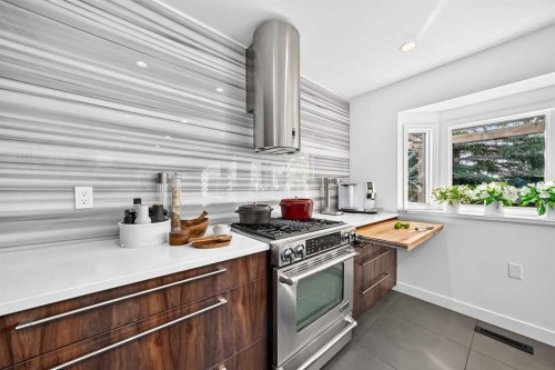 344 Canterville Drive Sw, Calgary, AB 