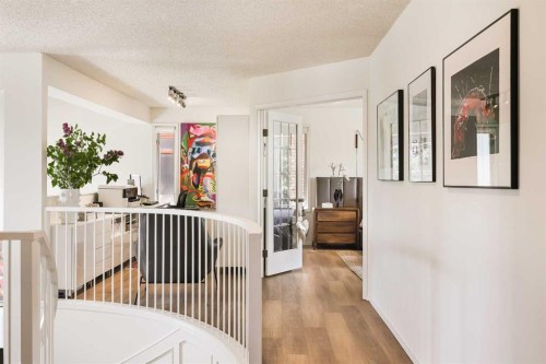 344 Canterville Drive Sw, Calgary, AB 