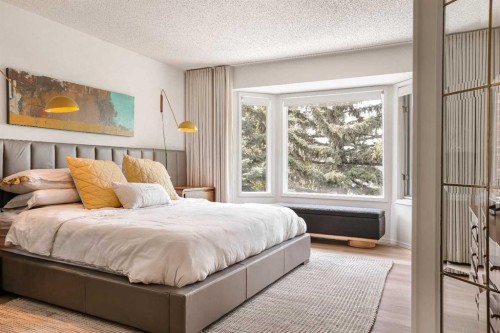 344 Canterville Drive Sw, Calgary, AB 