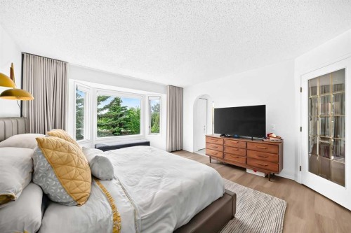 344 Canterville Drive Sw, Calgary, AB 