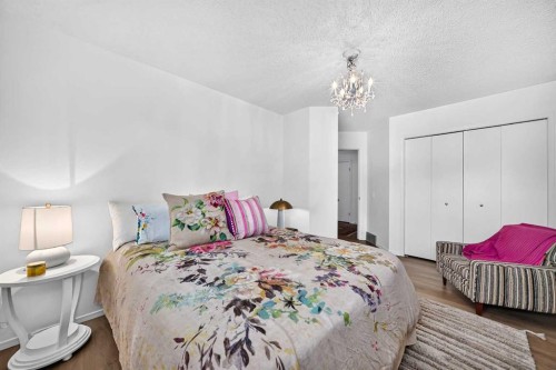 344 Canterville Drive Sw, Calgary, AB 