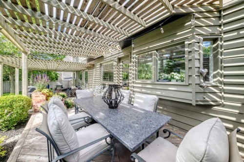 344 Canterville Drive Sw, Calgary, AB 