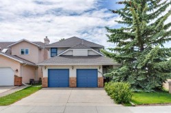 8971 SCURFIELD Drive NW Calgary, AB T3L 1K6