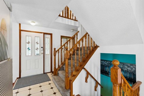 8971 Scurfield Drive Nw, Calgary, AB 