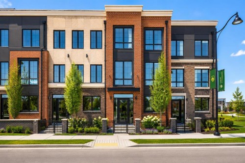 133 Greenwich Common Nw, Calgary, AB 