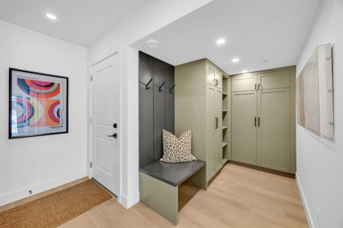 133 Greenwich Common Nw, Calgary, AB 