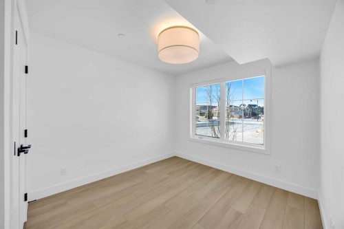 133 Greenwich Common Nw, Calgary, AB 