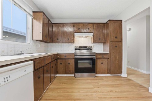84 Ranchero Rise Nw, Calgary, AB 