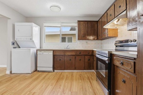 84 Ranchero Rise Nw, Calgary, AB 