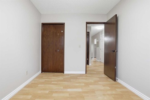 84 Ranchero Rise Nw, Calgary, AB 