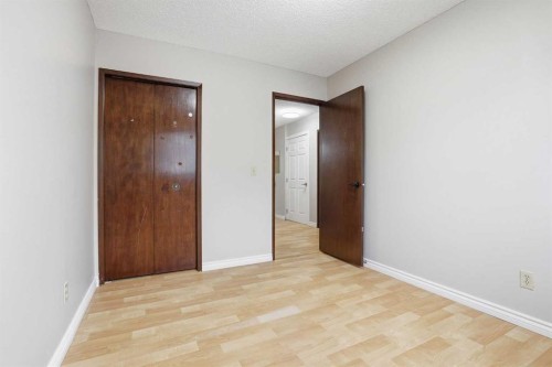 84 Ranchero Rise Nw, Calgary, AB 