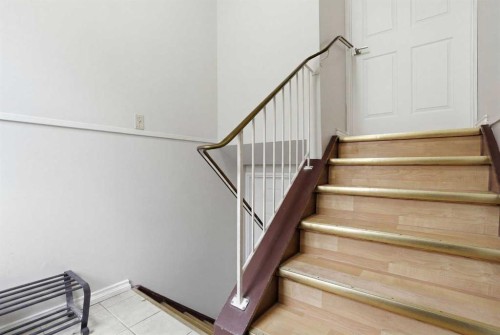 84 Ranchero Rise Nw, Calgary, AB 