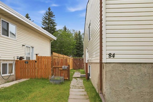 84 Ranchero Rise Nw, Calgary, AB 