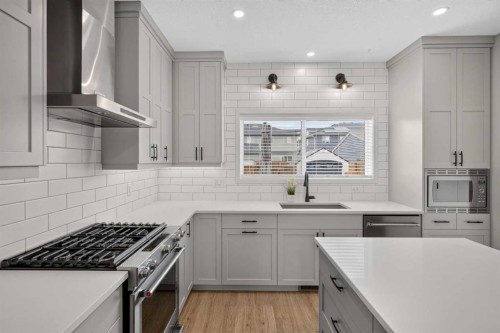 374 Wolf Creek Manor Se, Calgary, AB 