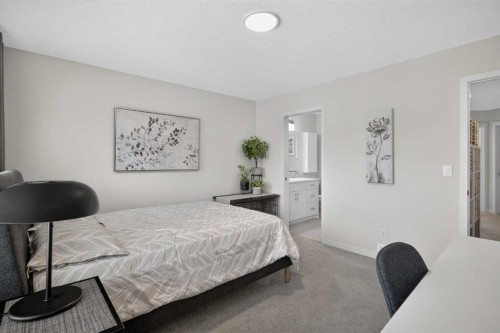 374 Wolf Creek Manor Se, Calgary, AB 