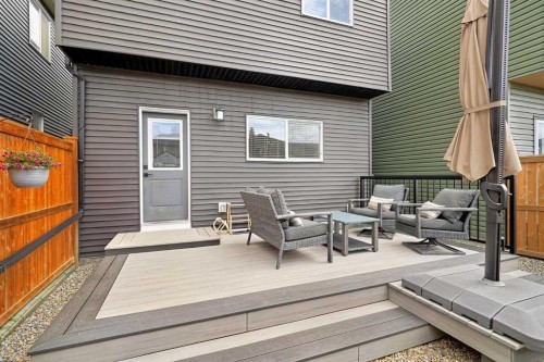 374 Wolf Creek Manor Se, Calgary, AB 