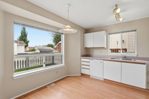 298 Costa Mesa Close Ne, Calgary, AB 