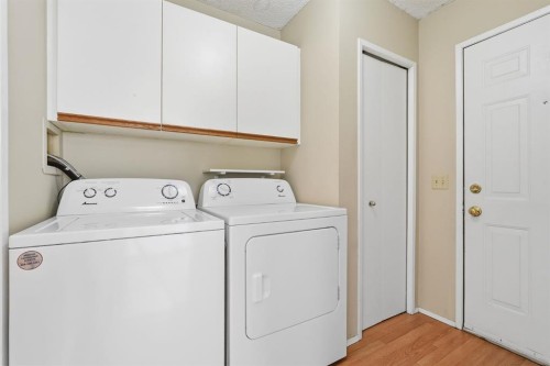 298 Costa Mesa Close Ne, Calgary, AB 