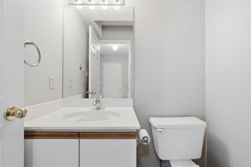 298 Costa Mesa Close Ne, Calgary, AB 