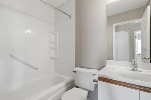 298 Costa Mesa Close Ne, Calgary, AB 