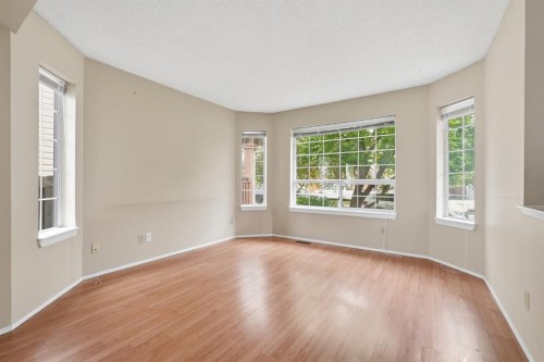 298 Costa Mesa Close Ne, Calgary, AB 