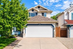 136 Douglas Glen Heath SE Calgary, AB T2Z 2N1