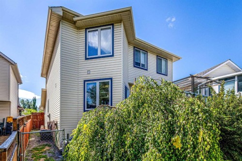 136 Douglas Glen Heath Se, Calgary, AB - Outdoor