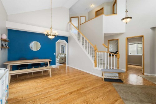136 Douglas Glen Heath Se, Calgary, AB - Indoor Photo Showing Other Room