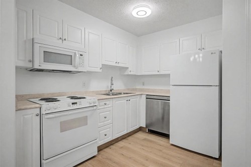 3129-6818 Pinecliff Grove Ne, Calgary, AB 