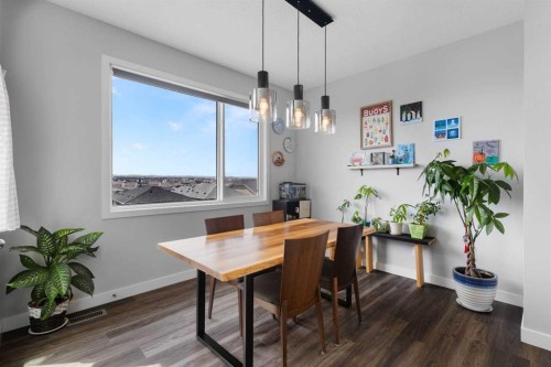 47 Lucas Terrace Nw, Calgary, AB 