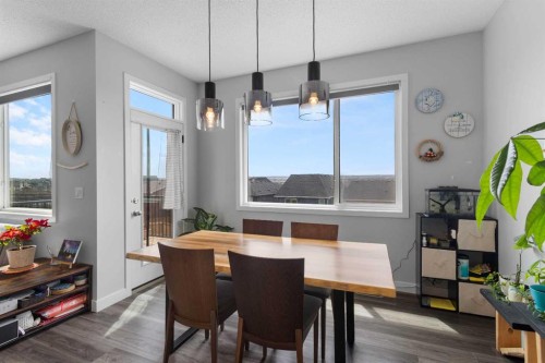 47 Lucas Terrace Nw, Calgary, AB 