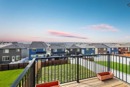 47 Lucas Terrace Nw, Calgary, AB 
