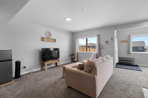 47 Lucas Terrace Nw, Calgary, AB 