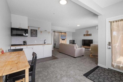 47 Lucas Terrace Nw, Calgary, AB 