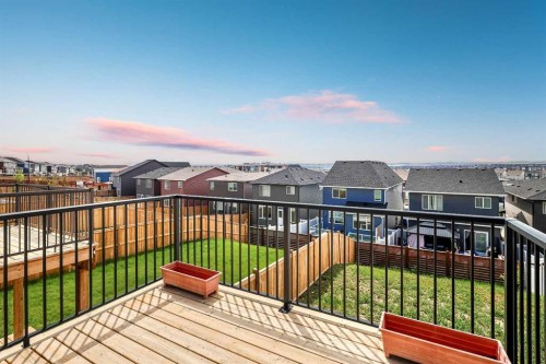 47 Lucas Terrace Nw, Calgary, AB 