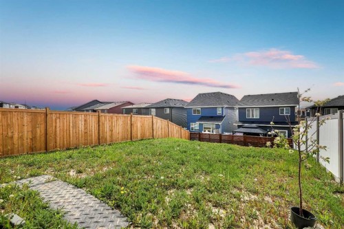 47 Lucas Terrace Nw, Calgary, AB 