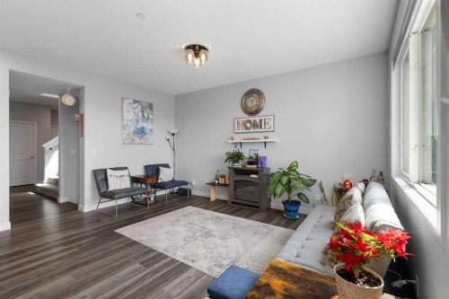 47 Lucas Terrace Nw, Calgary, AB 