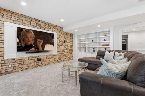 1318 Windsor Street Nw, Calgary, AB 