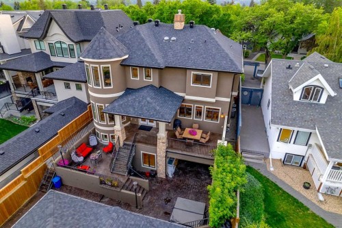 1318 Windsor Street Nw, Calgary, AB 