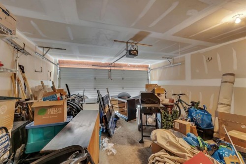 223 Mckenzie Towne Gate Se, Calgary, AB 