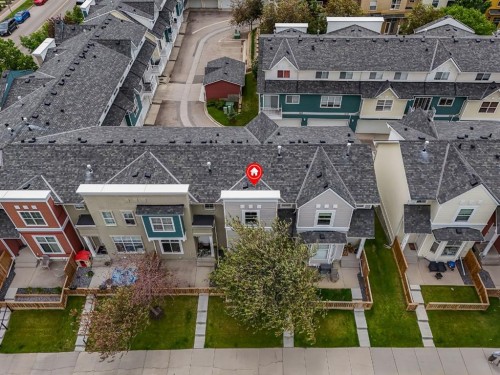 223 Mckenzie Towne Gate Se, Calgary, AB 